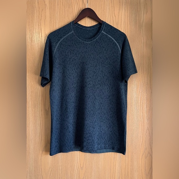 lululemon athletica Other - Lululemon | Men’s Medium | Blue Lightweight Short Sleeve Stretch Workout Shirt